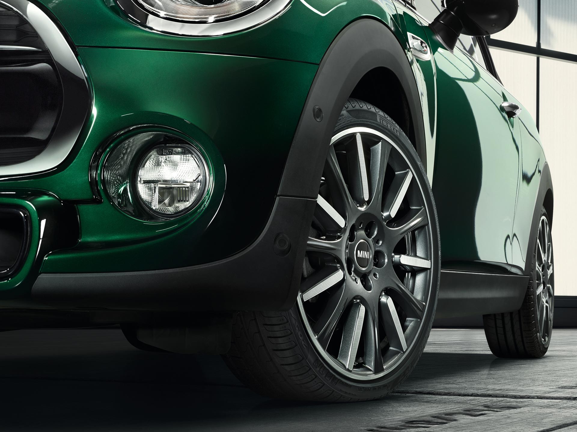 MINI 3 portes – vert – jantes et pneus